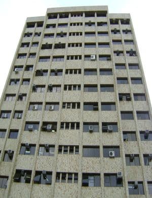 Centro Empresarial Santana